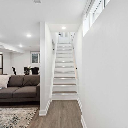 Modern 3Br Suites Ottawa Exterior photo